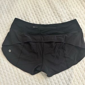 Black Lululemon Speed Shorts Size 6